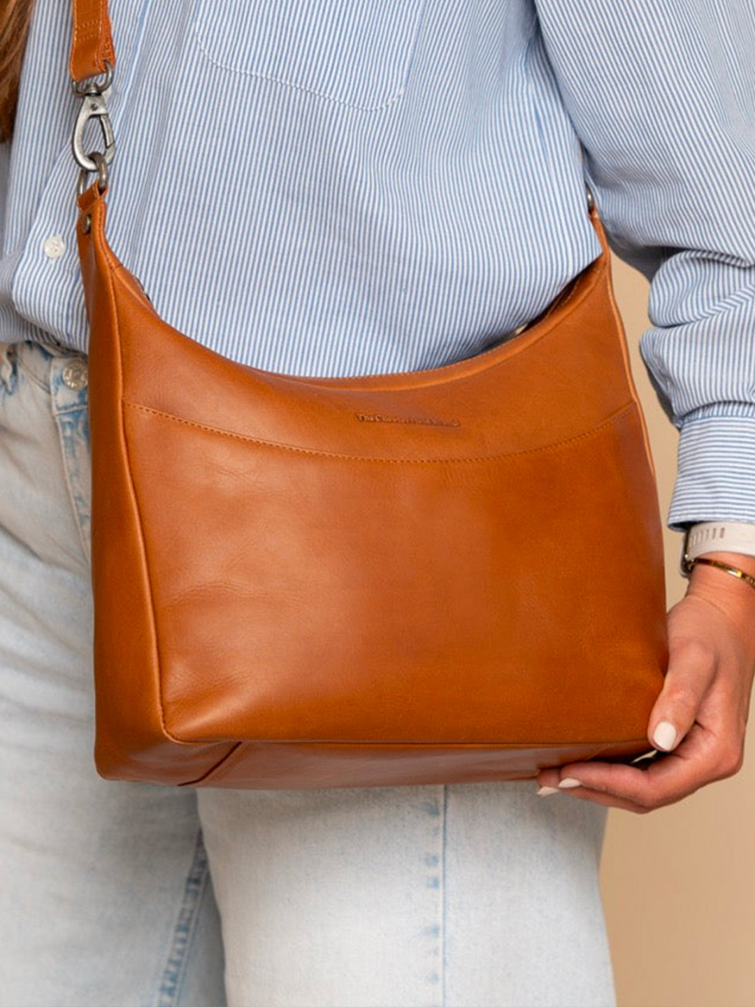 Dámská kožená kabelka přes rameno The Chesterfield Brand Olvie – koňak